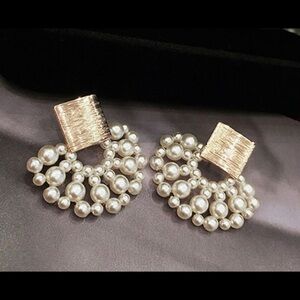Farah Jewelry Gold and Pearl Earrings